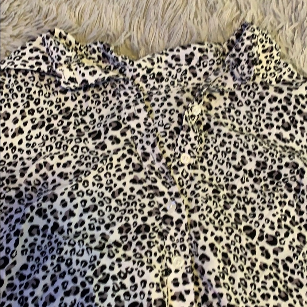 Leopard/Cheetah Print Blouse - Picture 2 of 5